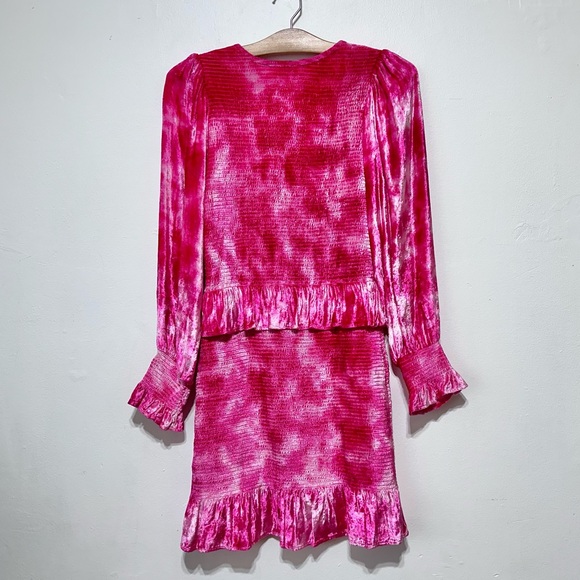 Like New LoveShackFancy Pink Puff Sleeves Ruffle Boho Evan Velvet Dress Size XS - Picture 5 of 10